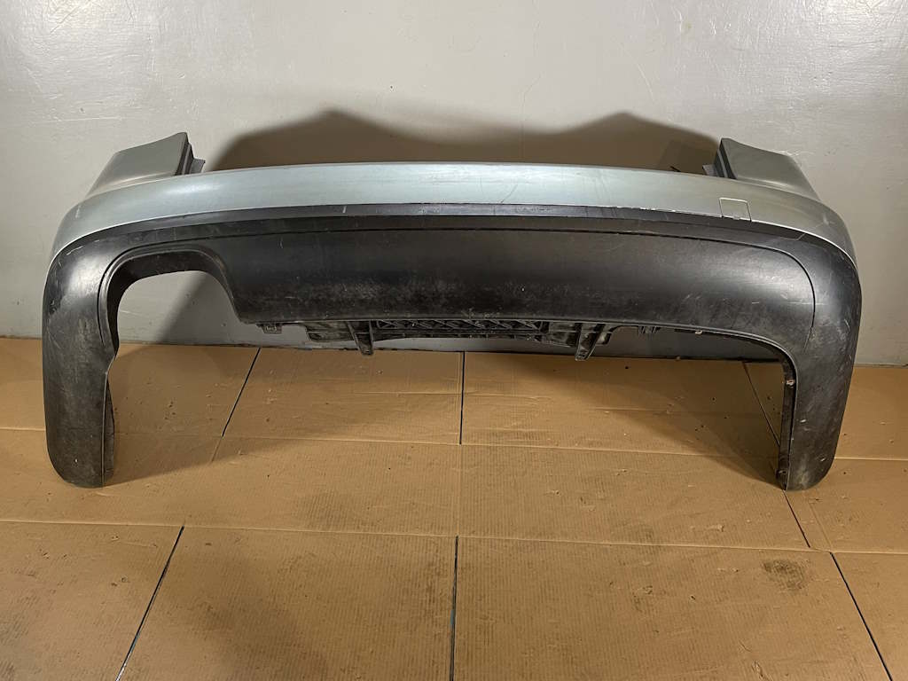 VW PASSAT B6 - 3C - 2005-2010 - nárazník zadní KOMBI - LB5M