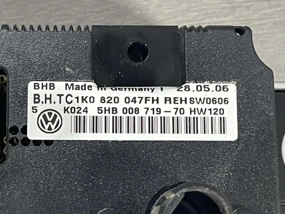 VW GOLF 5 - 1K - 2003-2009 - klima panel - 1K0820047FH