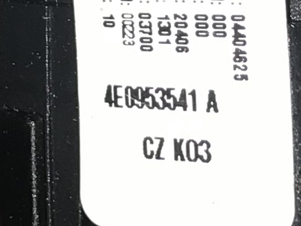 AUDI A6 - 4F - 2005-2011 - páčky pod volant - TEMPOMAT