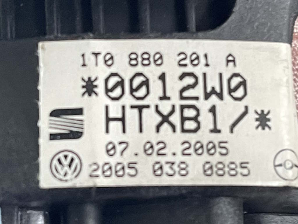 VW TOURAN - 1T - 2003-2010 - airbag řidič - 4 ram - 1T0880201A