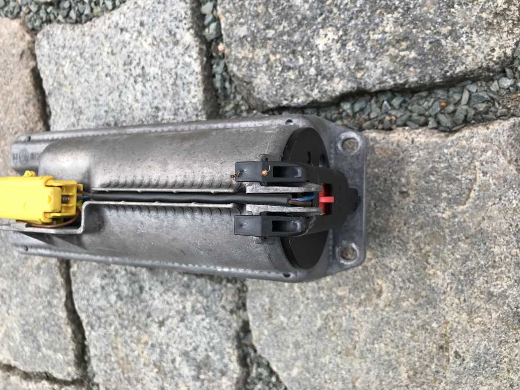 VW TOURAN - 1T - 2003-2010 - airbag spolujezdec - 1T0880204A