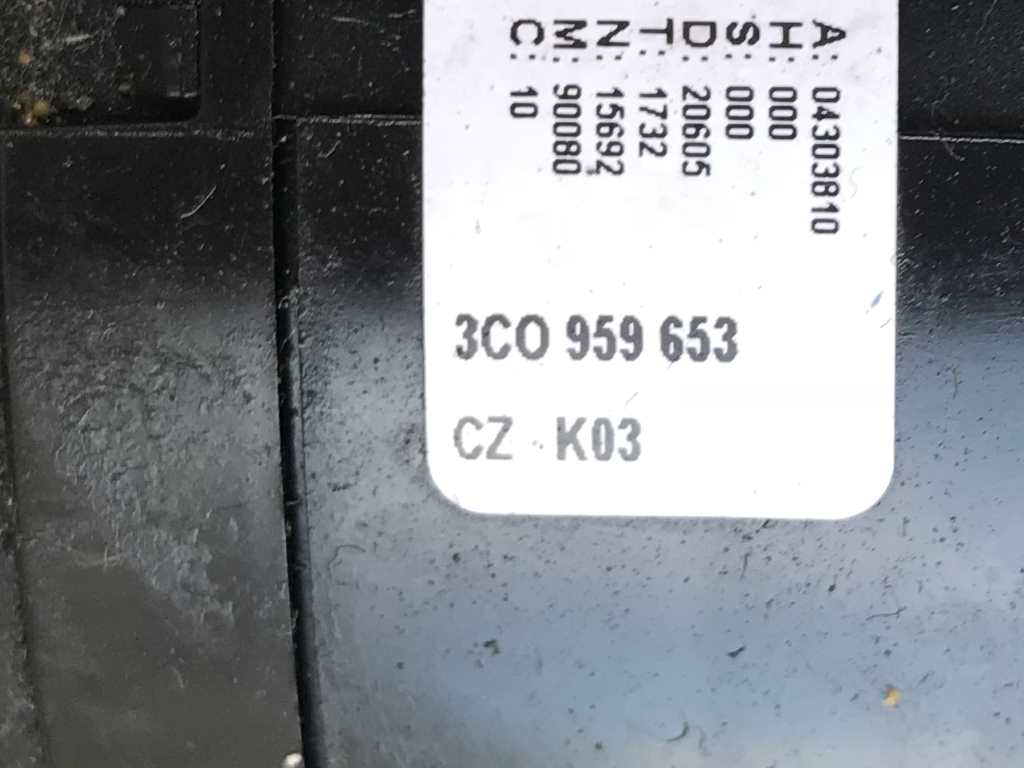 VW PASSAT B6 - 3C - 2005-2010 - páčky pod volant - TEMPOMAT