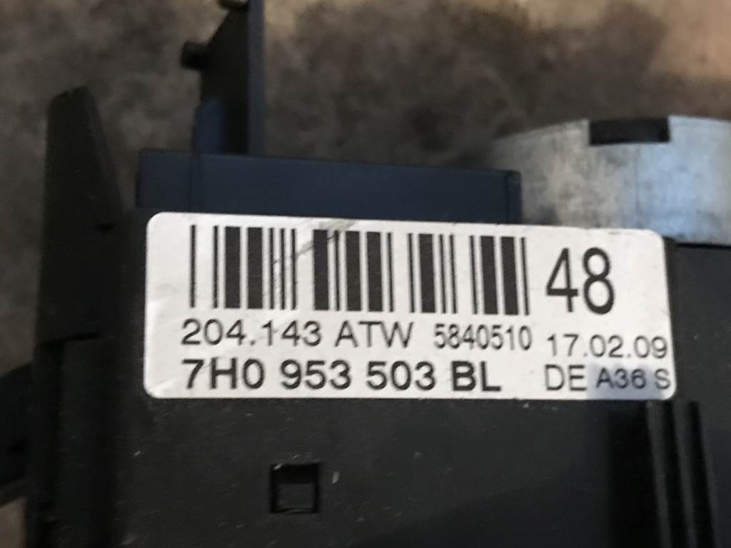 ŠKODA FABIA 2 - 5J - 2007-2014 - páčky pod volant - 7H0953503BL