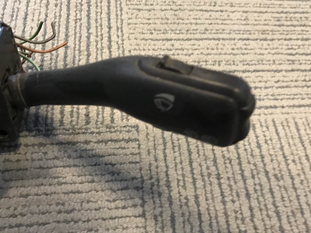 ŠKODA FABIA I 1999-2007 - 6Y - páčky pod volant - 8L0953513G 4B0953503H