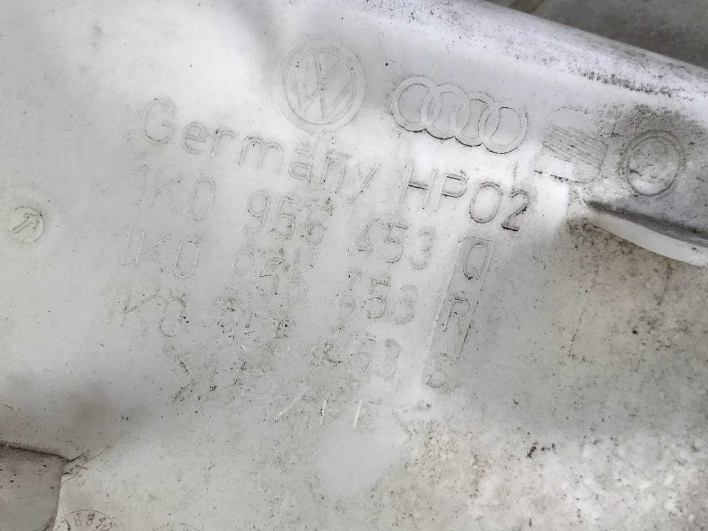 ŠKODA OCTAVIA 2 - 1Z - 2004-2009 - nádobka ostřikovačů - 1K0955453Q