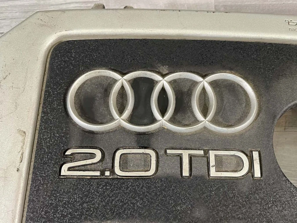 AUDI A4 - 8E - 2005-2008 - FACELIFT - kryt motoru 2.0 TDI