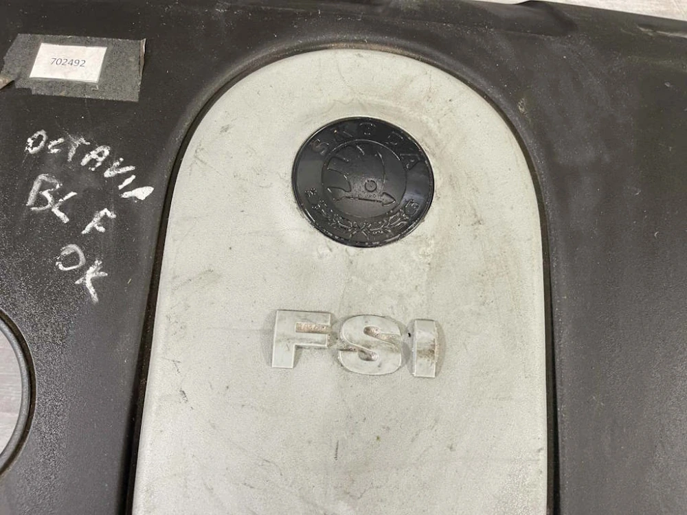 ŠKODA OCTAVIA 2 - 1Z - 2004-2009 - kryt motoru FSI - BLF