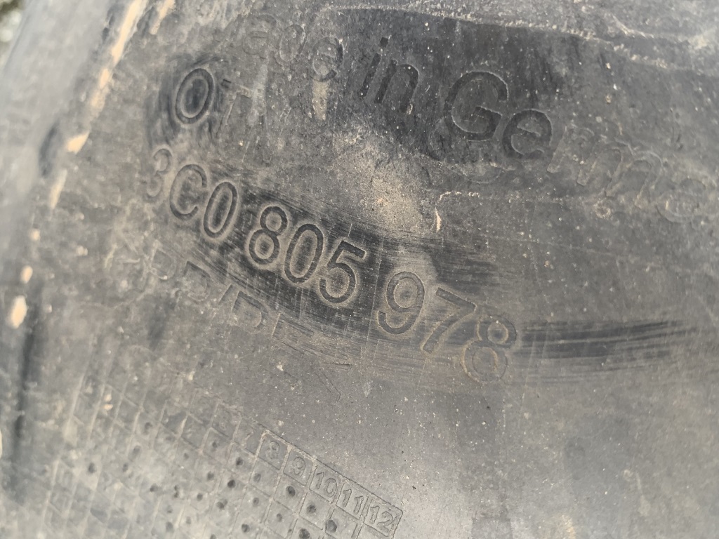 VW PASSAT B6 - 3C - 2005-2010 - nadkolí spodní + horní PP - 3C0805978 3C0805912