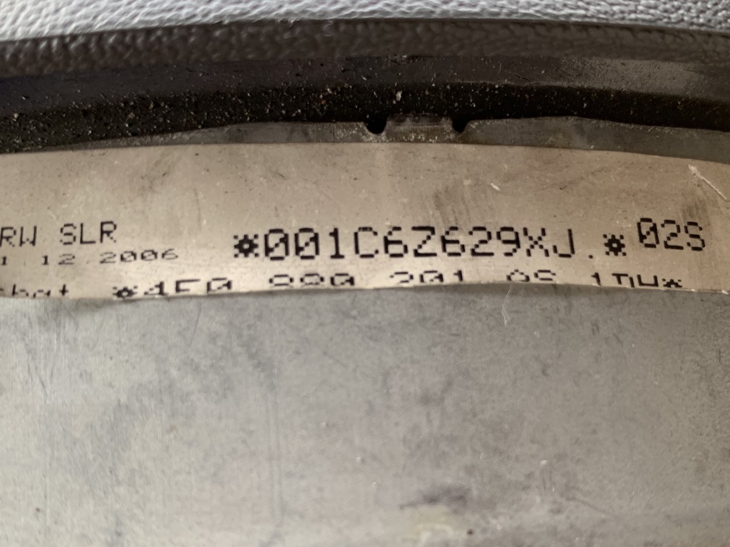 AUDI A6 - 4F - 2005-2011 - airbag volant - šedý - 4F0880201AS