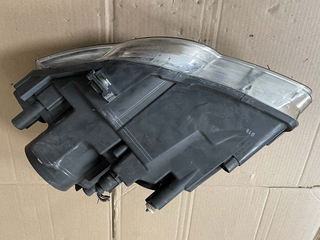 VW PASSAT B6 - 3C - 2005-2010 - světlo PP - 3C0941006R - ANGLIE