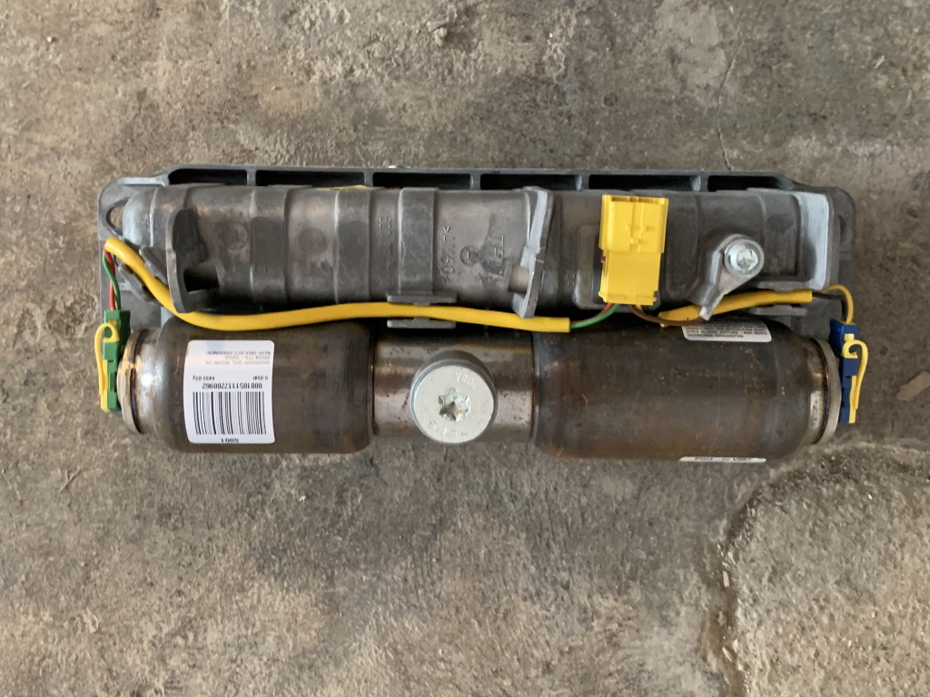 VW PASSAT B6 - 3C - 2005-2010 - airbag spolujezdec - 3C0880204B