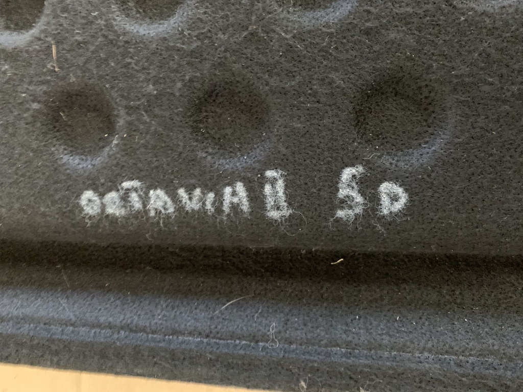 ŠKODA OCTAVIA 2 - 1Z - 2004-2009 - plato kufru SEDAN