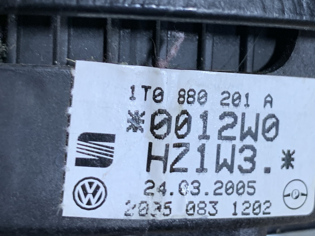 VW TOURAN - 1T - 2003-2010 - airbag řidič - 4 ram - 1T0880201A
