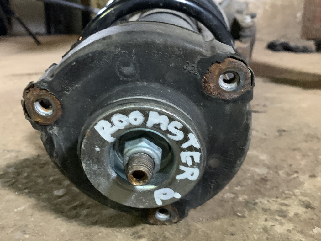 ŠKODA FABIA 2 - 5J - 2007-2014 - zavěšení LP - 6R0413031BJ