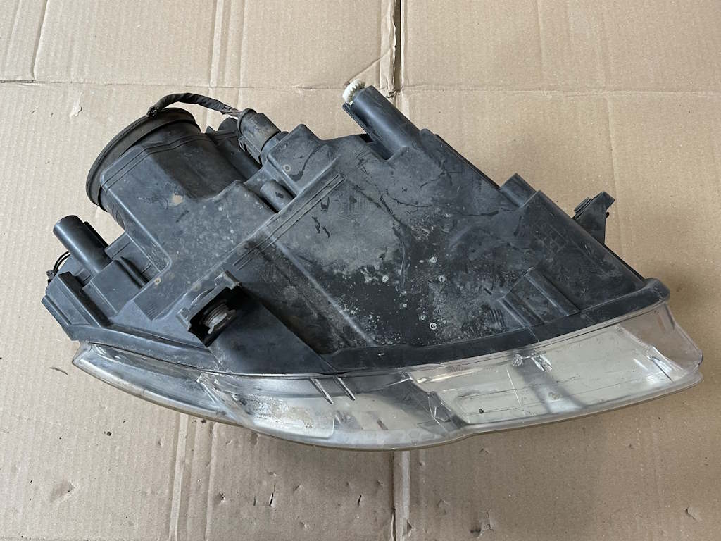 VW PASSAT B6 - 3C - 2005-2010 - světlo LP - 3C0941005R - ANGLIE