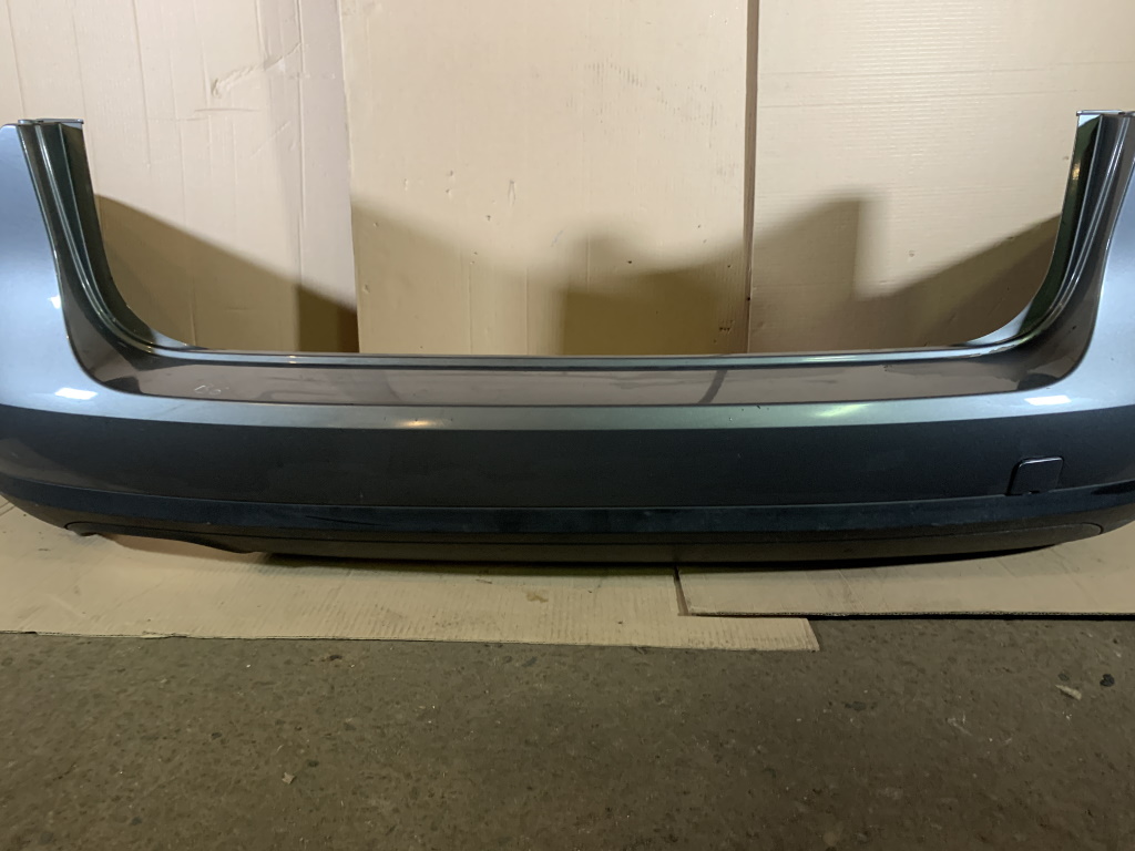 VW PASSAT B6 - 3C - 2005-2010 - nárazník zadní KOMBI - LA7T