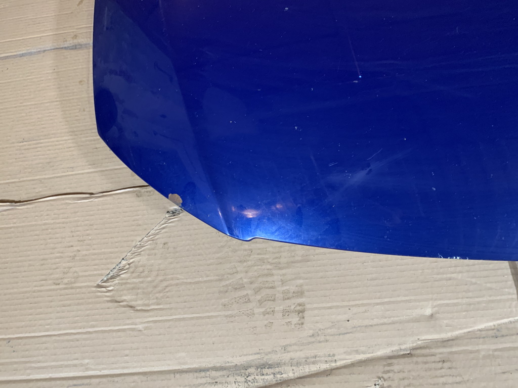 VW PASSAT B6 - 3C - 2005-2010 - kapota - LC5E