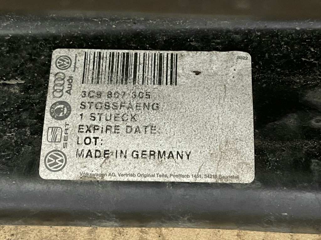 VW PASSAT B6 - 3C - 2005-2010 - výztuha zadního nárazníku VARINAT - 3C9807305