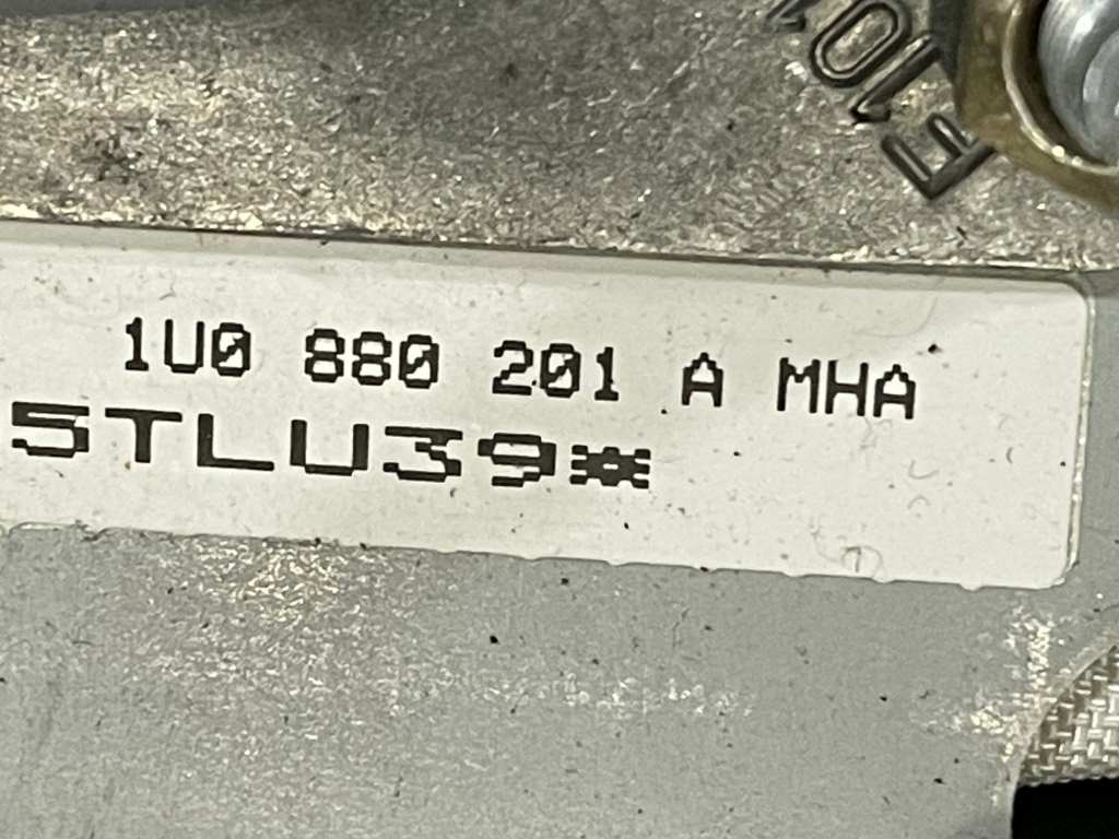 ŠKODA OCTAVIA 1 FACELIFT - 1U - 1996-2010 - airbag volant - 1U0880201A