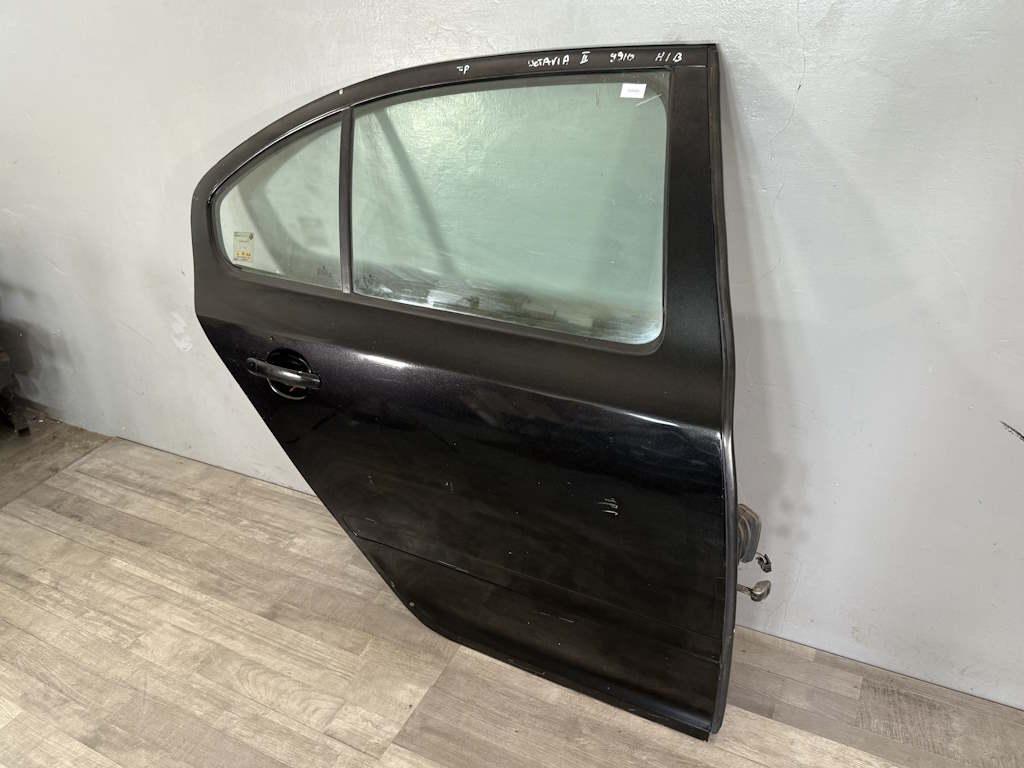 ŠKODA OCTAVIA 2 - 1Z - 2004-2009 - dveře PZ SEDAN - 9910