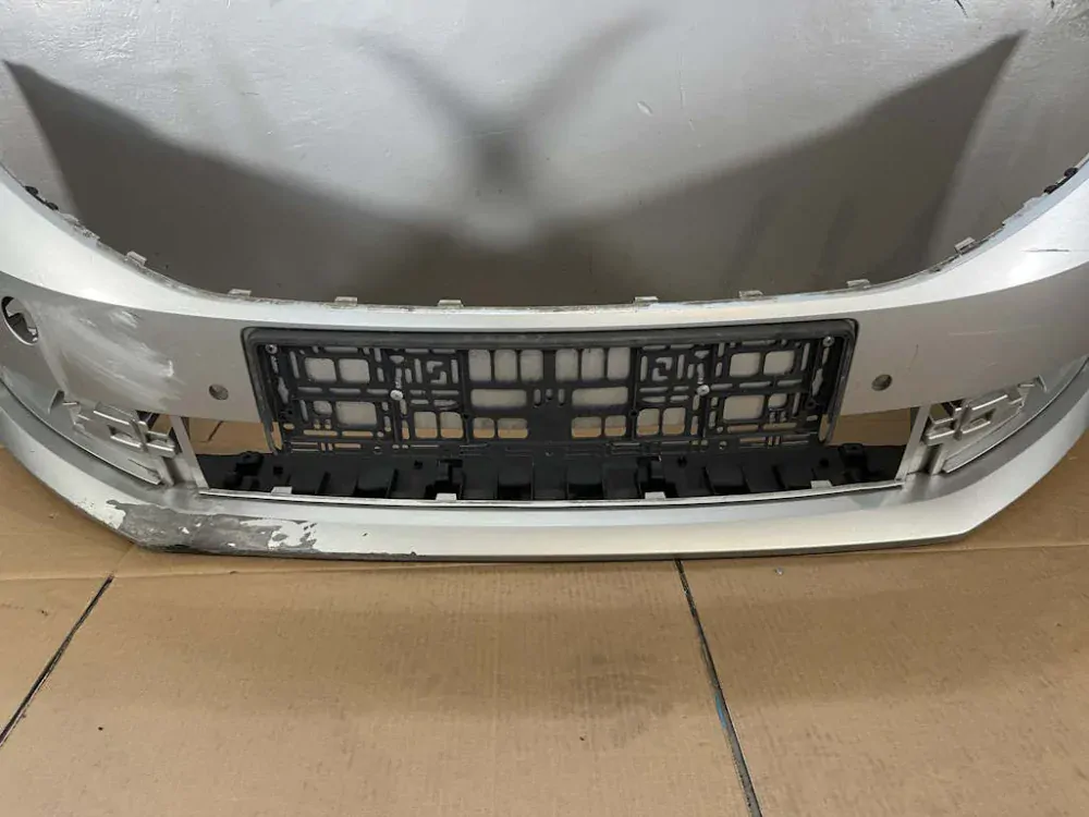 ŠKODA OCTAVIA 3 FACELIFT 2017-2019 - 5E - nárazník 4xPDC - 5E0807221N