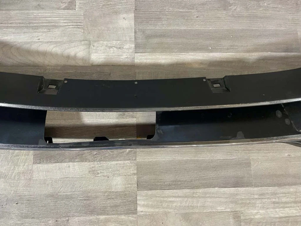 VW GOLF 8 - 5H - 2020-2024 - plast zadního nárazníku s chromem - 5H6807568F