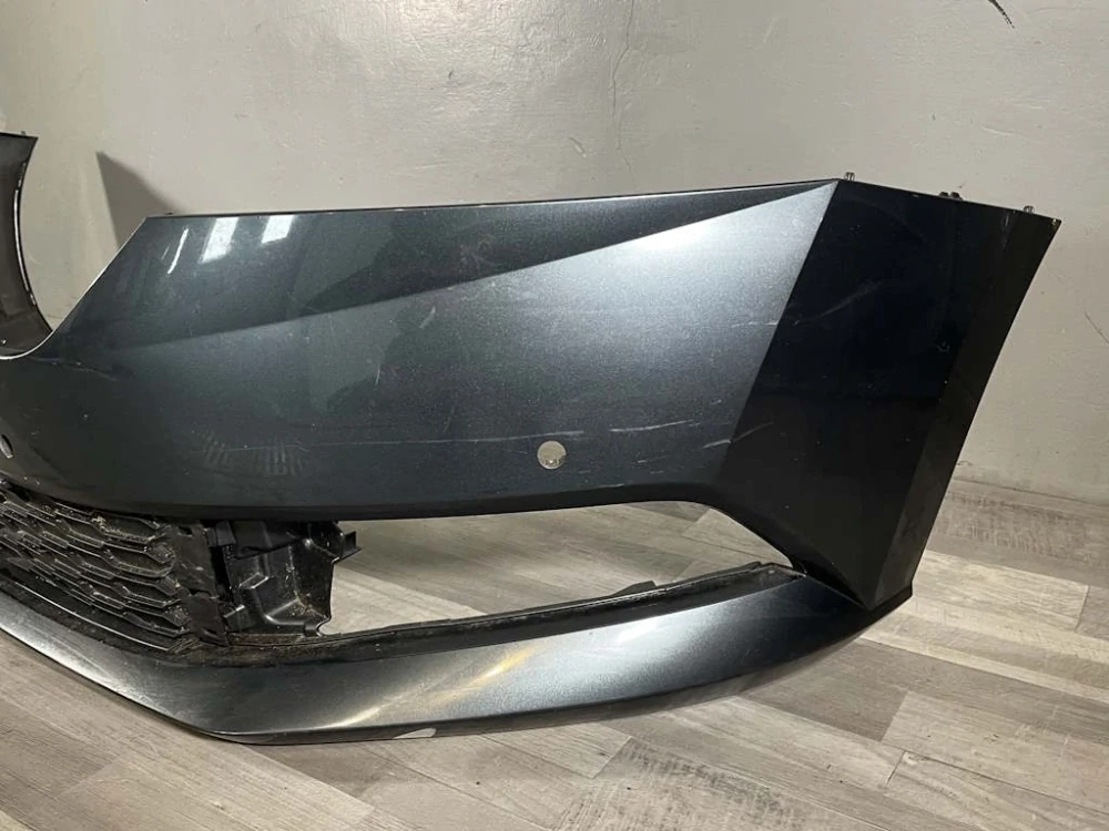 ŠKODA FABIA 3 - 6V - 2018-2021 - FACELIFT - nárazník 4xPDC - 6V0807221F