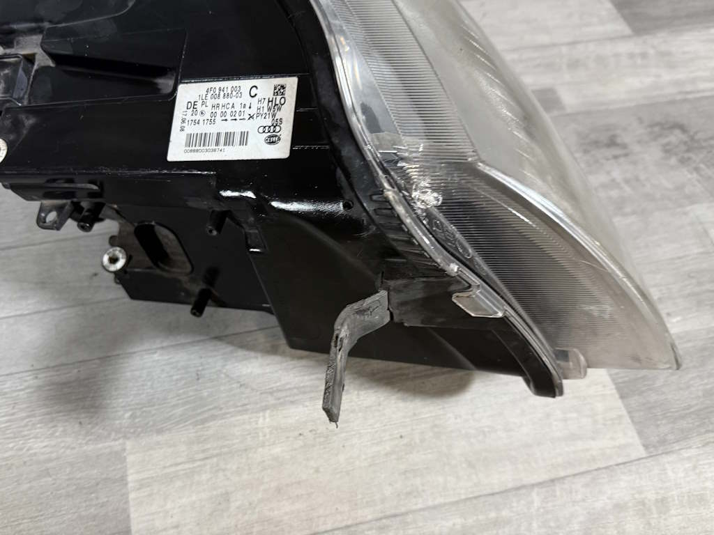 AUDI A6 - 4F - C6 - 2004-2008 - světlo LP - 4F0941003C - ANGLIE