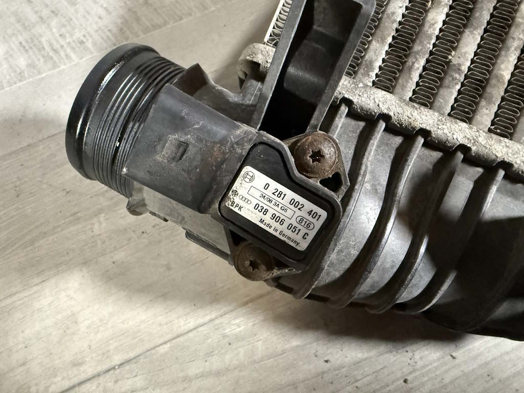 AUDI A6 - 4F - C6 - 2004-2011 - intercooler 2.0 TDI - 4F0145805AA