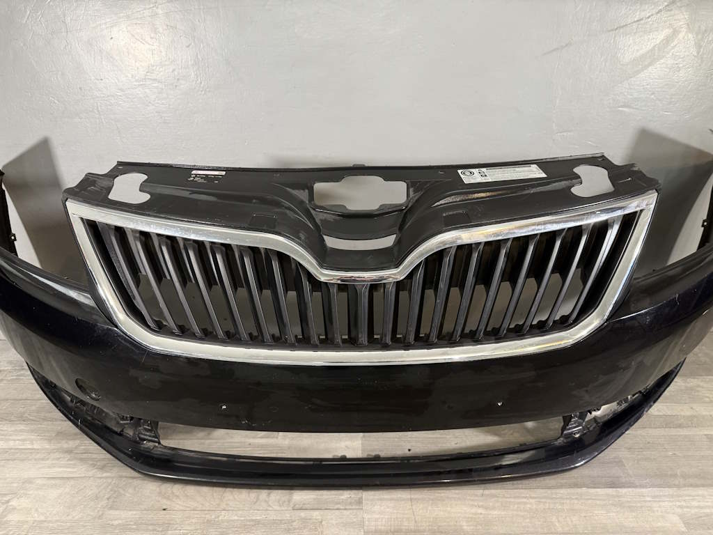 ŠKODA RAPID - 5JA - 2012-2017 - nárazník + maska - 5JA807221 5JA853668