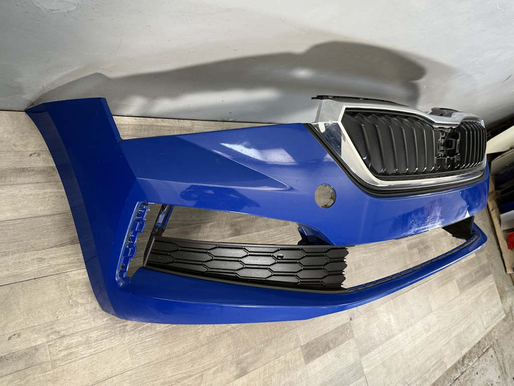 ŠKODA SCALA - 657 - 2019-2023 - nárazník + maska - LV5F - 675807221 675853653A