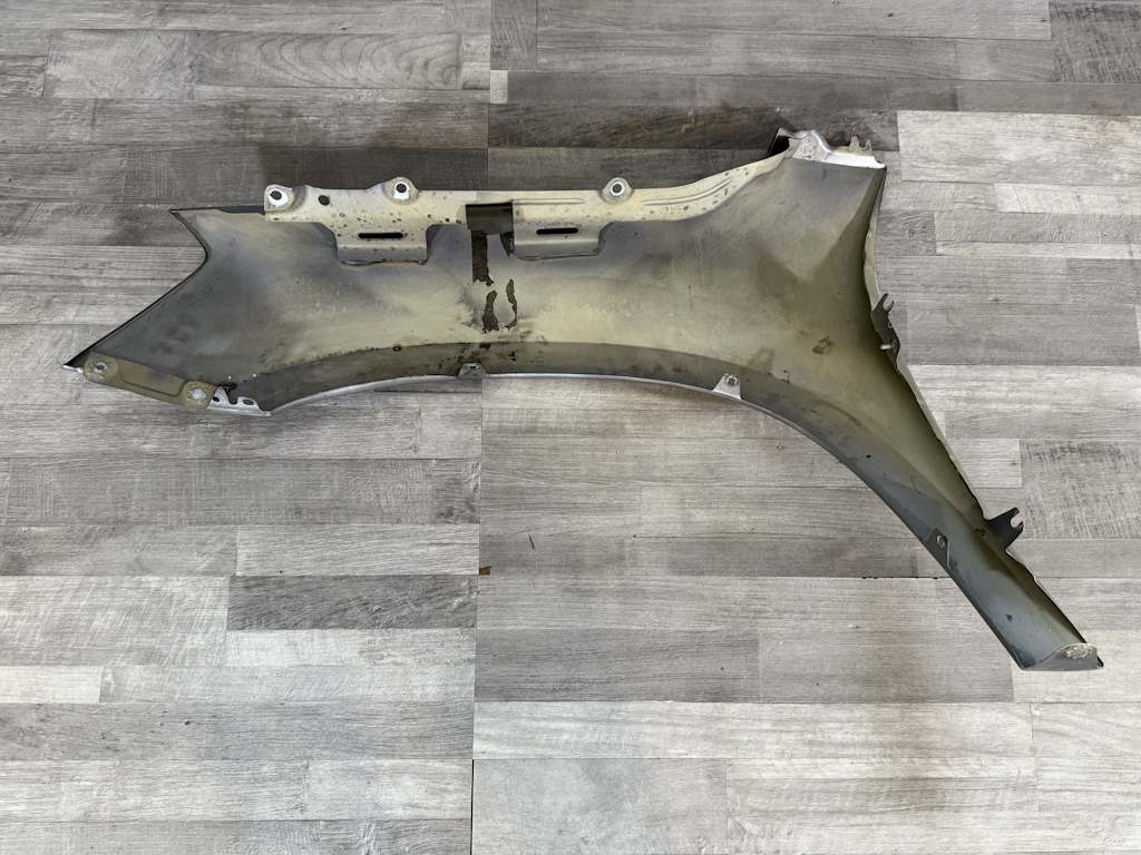 ŠKODA YETI - 5L - 2013-2017 - FACELIFT - blatník PP - 5L0821162A