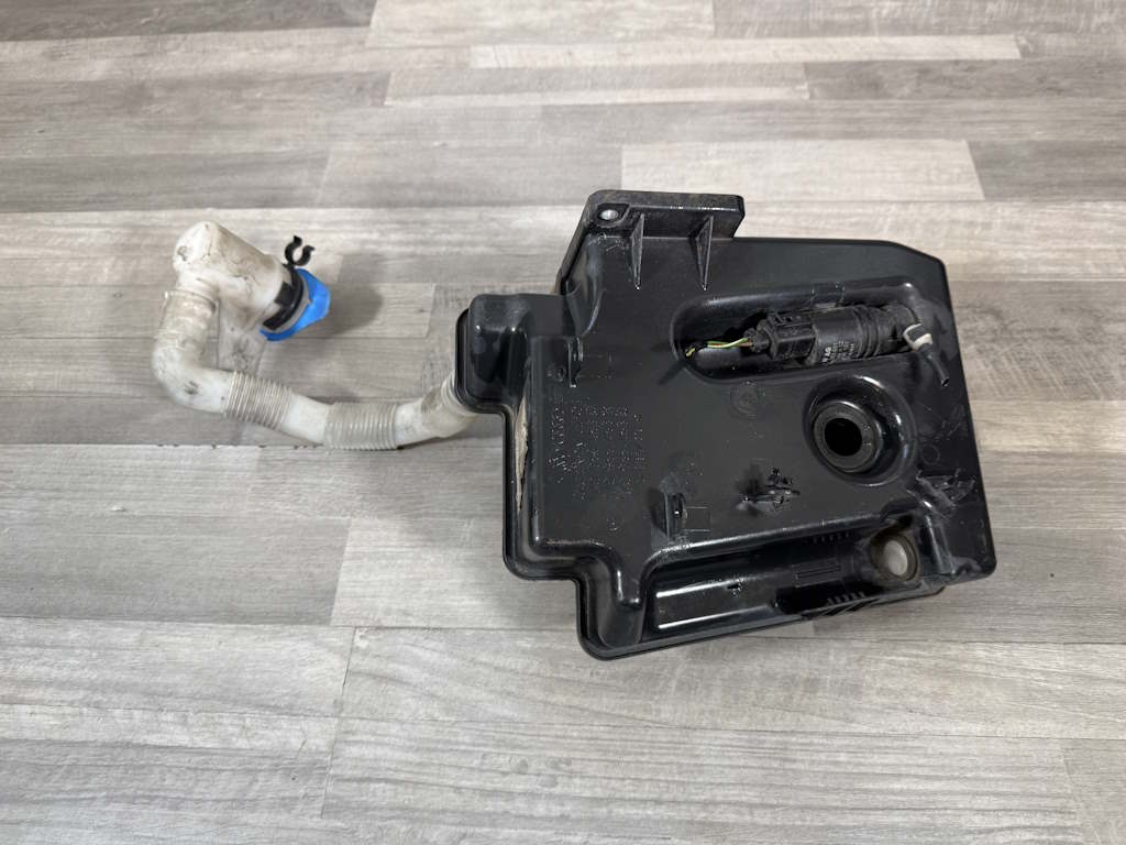 ŠKODA FABIA 2 - 5J - 2010-2014 - FACELIFT - nádobka ostřikovačů - 1K0955453 Q/R/S