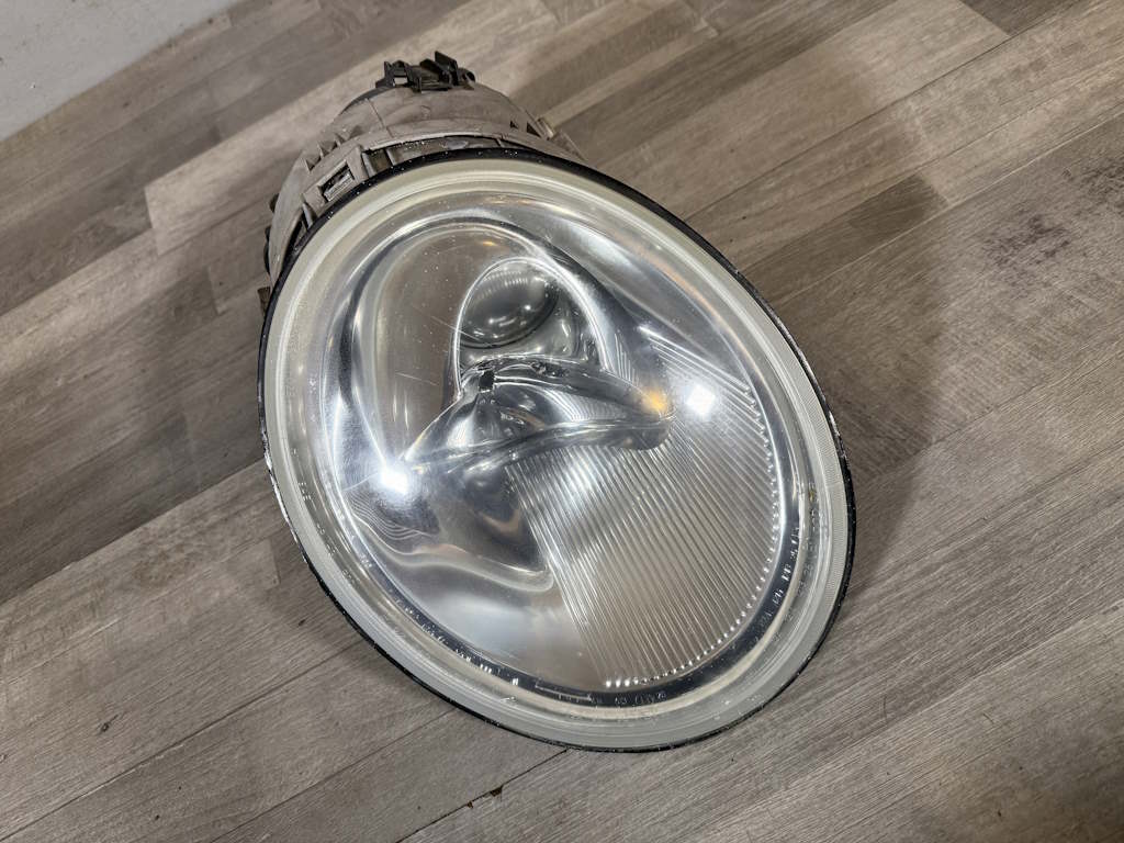 VW NEW BEETLE A5 - 5C5 - 2012-2019 - světlo PP - 1C0941006J