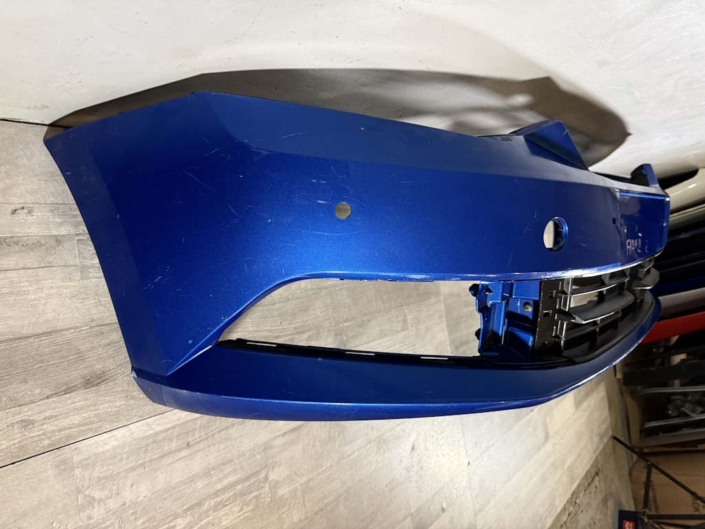 ŠKODA FABIA 3 - 6V - 2014-2018 - nárazník - 6V0807221