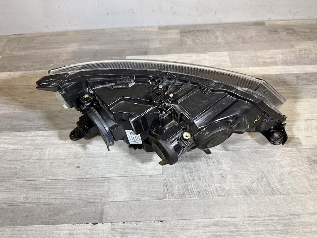 ŠKODA FABIA 3 - 6V - 2014-2018 - světlo LP - 6V1941015C