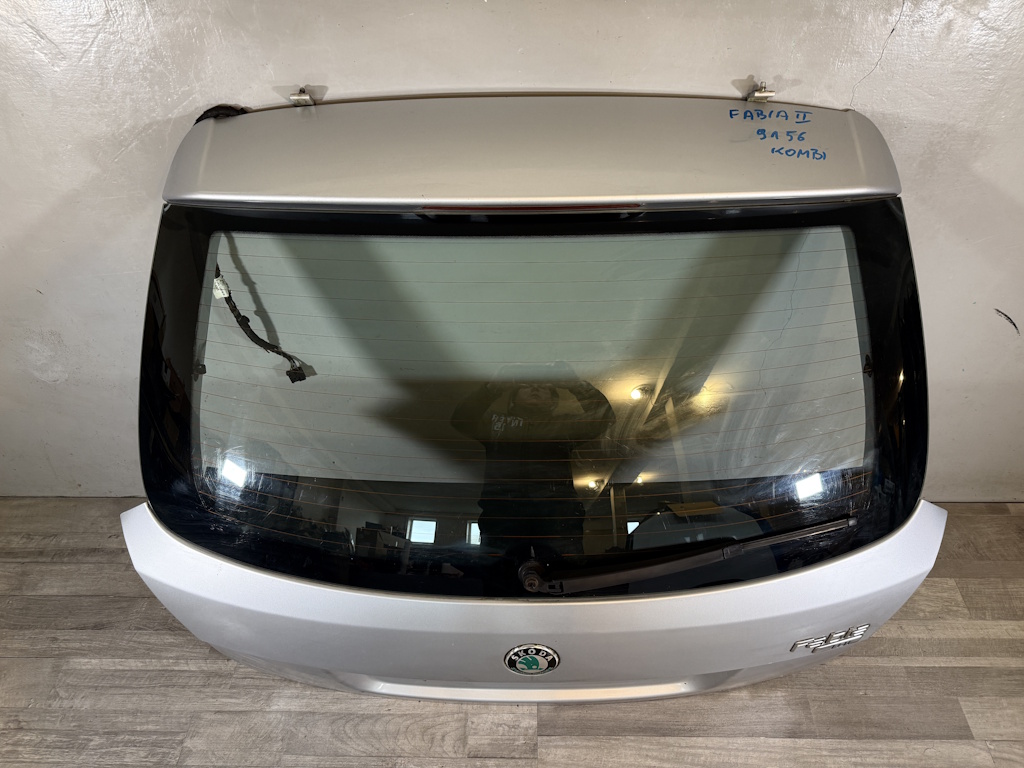 ŠKODA FABIA 2 - 5J - 2007-2014 - zadní viko COMBI - 9156 - 5J9827107