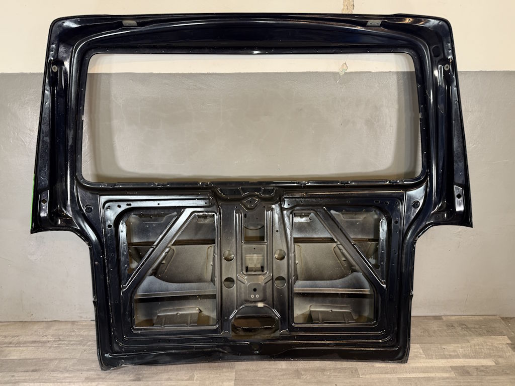 VW TRANSPORTER T6 / T6.1 - 7E - 2015-2024 - zadní víko - POŠKOZENÉ