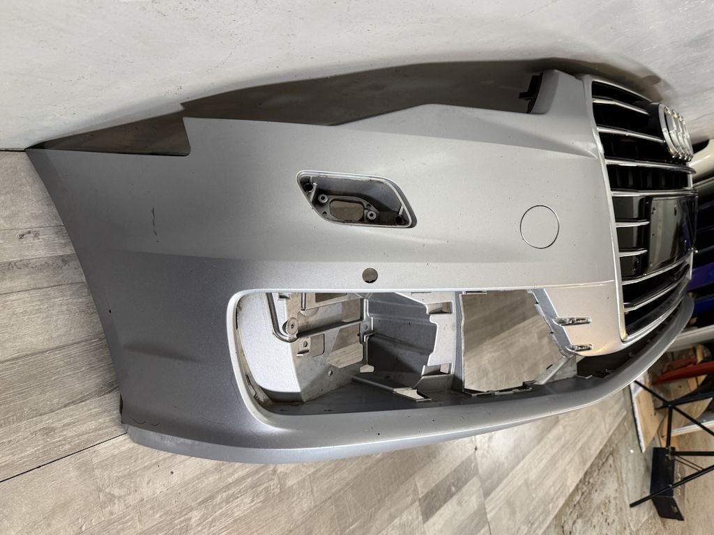 AUDI A6 - 4G - C7 - 2014-2018 - FACELIFT - nárazník + maska KO - OST + 4xPDC - 4G0807437AA
