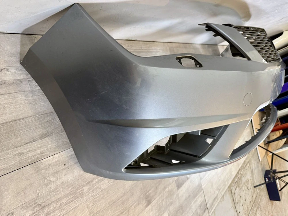 SEAT TOLEDO - 6JA - 2012-2019 - nárazník + maska bez chromu - 6JA807221 6JA853668A