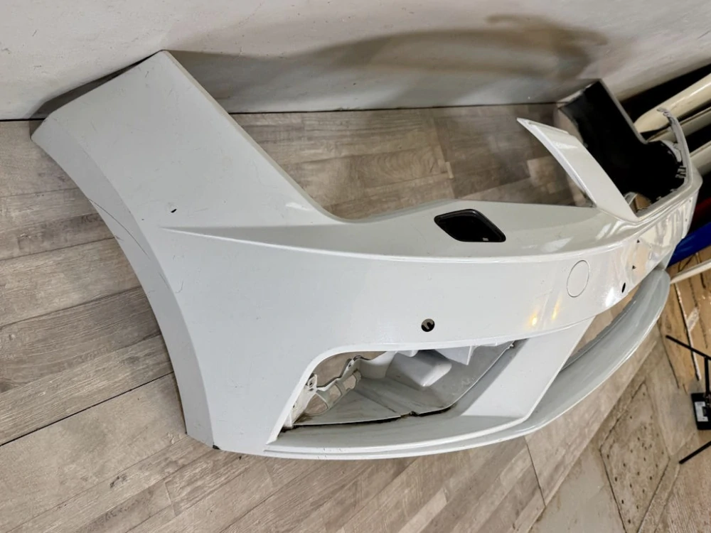 SEAT LEON - 2013-2018 - 5F - nárazník OST + 4xPDC - 5F0807221R