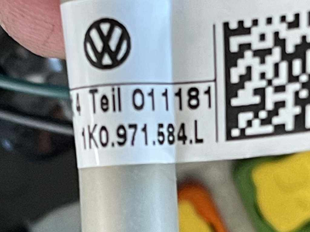 VW PASSAT B6 - 3C - 2005-2010 - 3 ramenný airbag pro multifunkci - 3C0880201AA