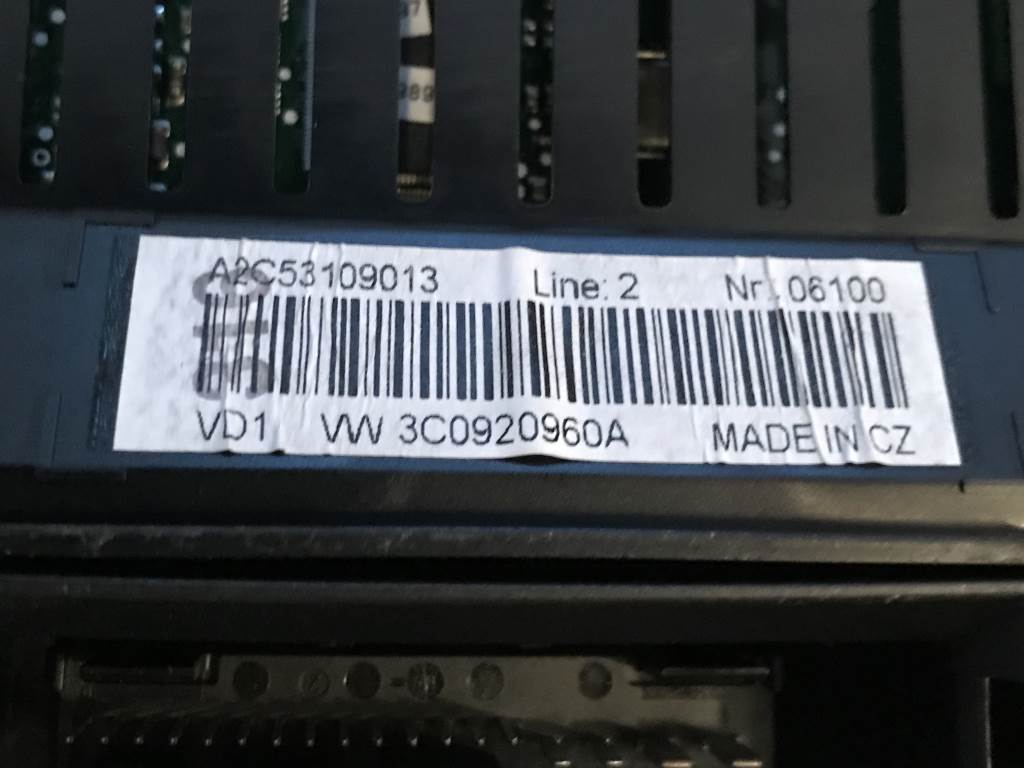 VW PASSAT B6 - 3C - 2005-2010 - budíky - 3C0920960A