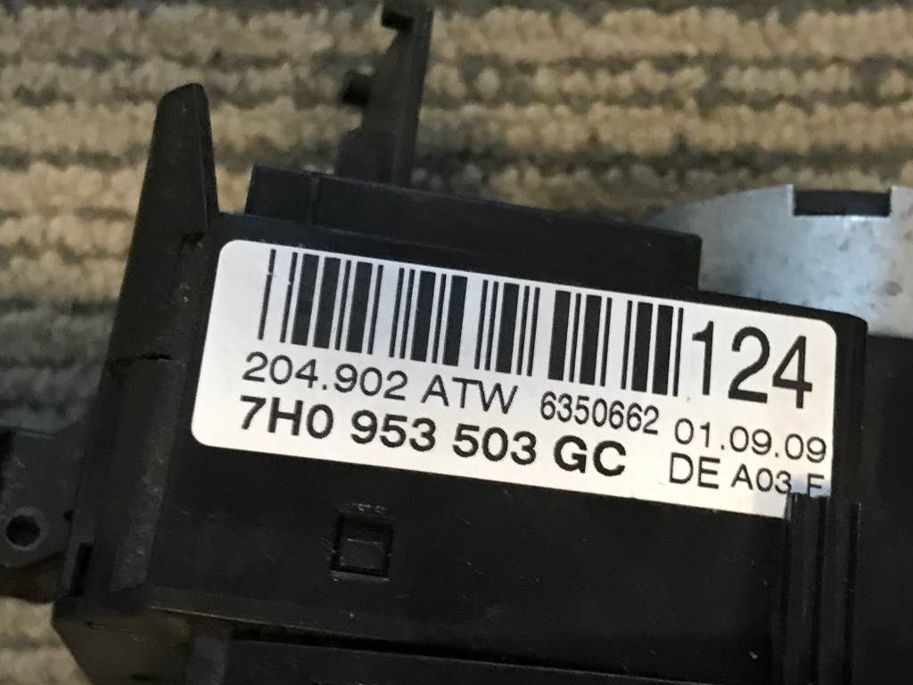 ŠKODA FABIA 2 - 5J - 2007-2014 - páčky pod volant - 7H0953503GC