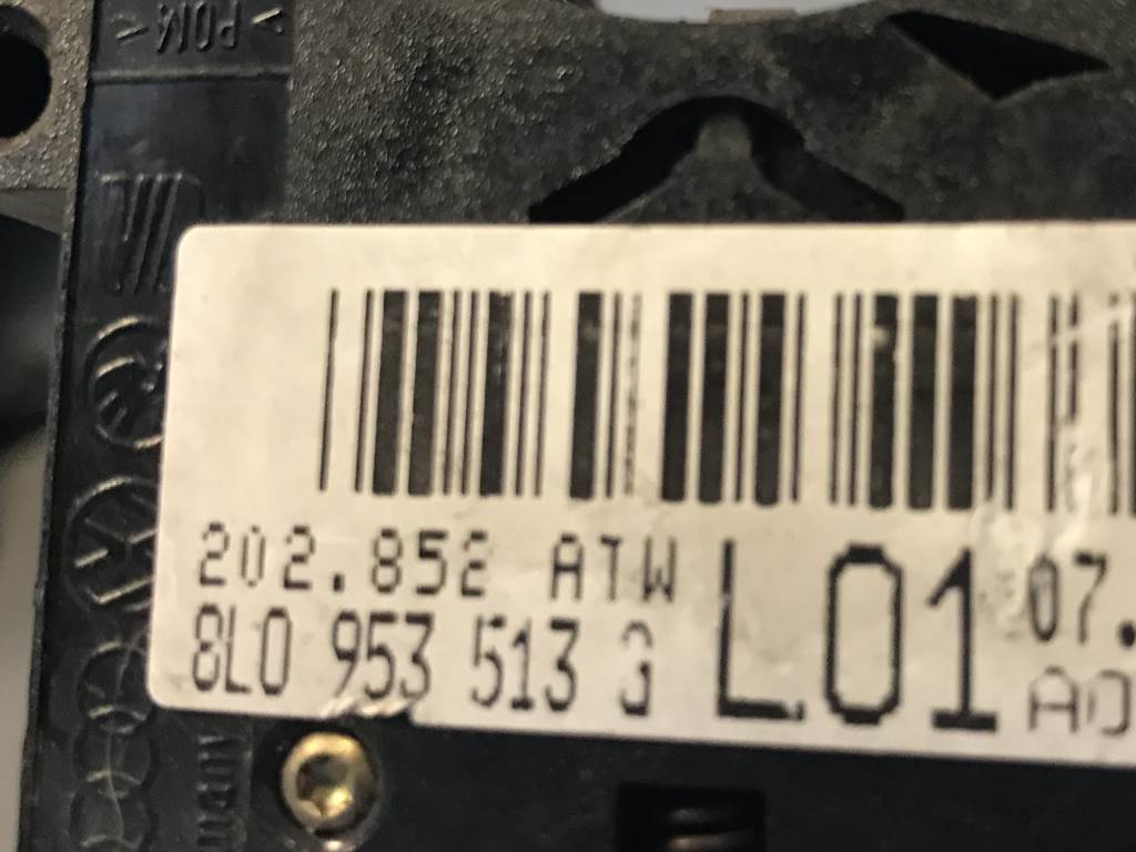 ŠKODA FABIA I 1999-2007 - 6Y - páčky pod volant - 8L0953513G 4B0953503H