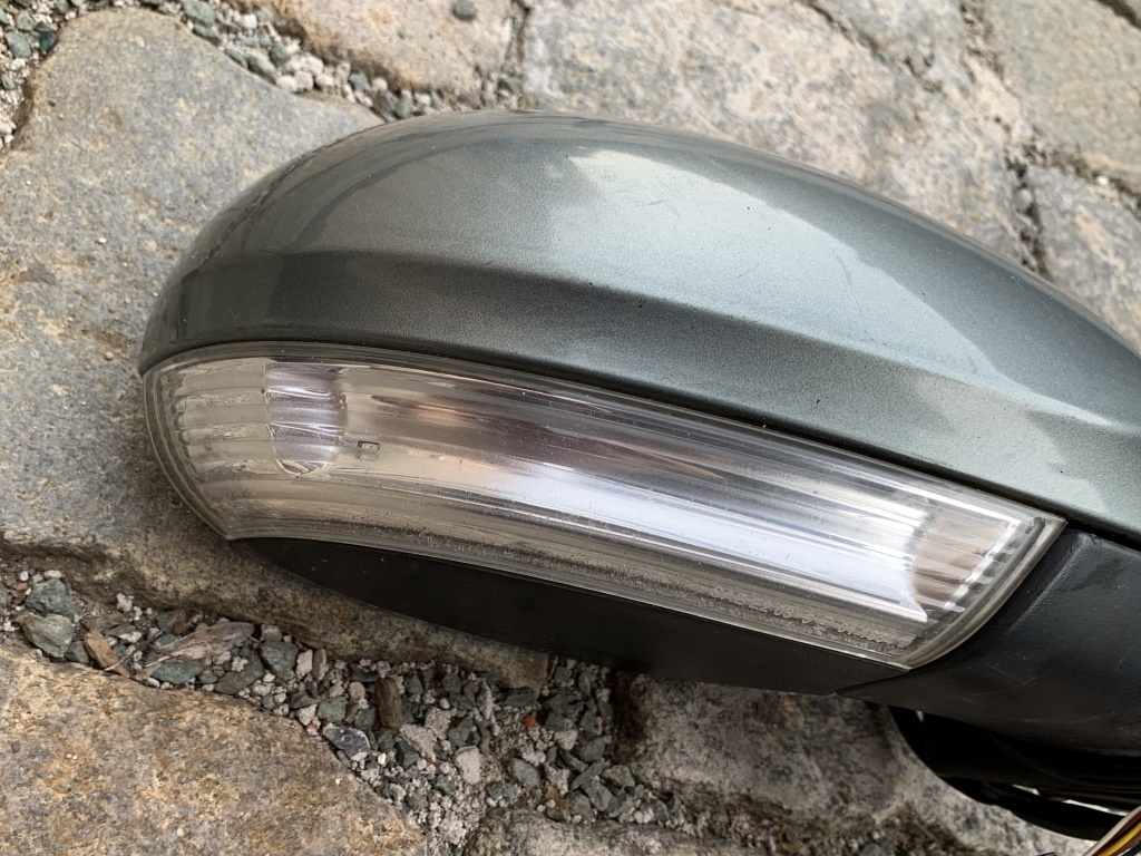 VW PASSAT B6 - 3C - 2005-2010 - zrcátko PP