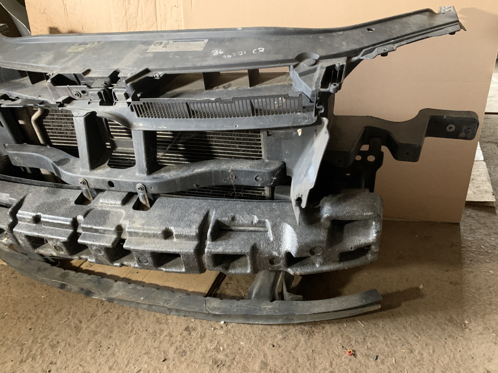 VW PASSAT B6 - 3C - 2005-2010 - chladičová stěna 2.0 TDI - COMMON RAIL - kompletní