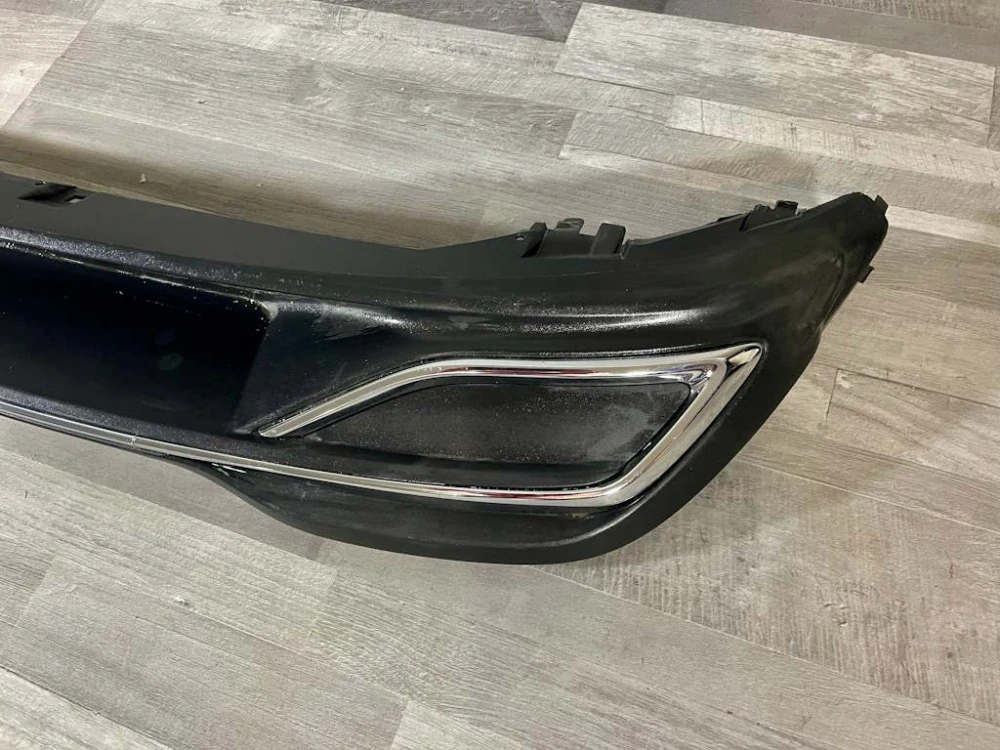 VW GOLF 8 - 5H - 2020-2024 - plast zadního nárazníku s chromem pro HATCHBACK - 5H6807568A