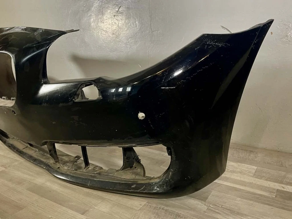 BMW 5 - F10 - 2010-2017 - nárazník - 51117331706