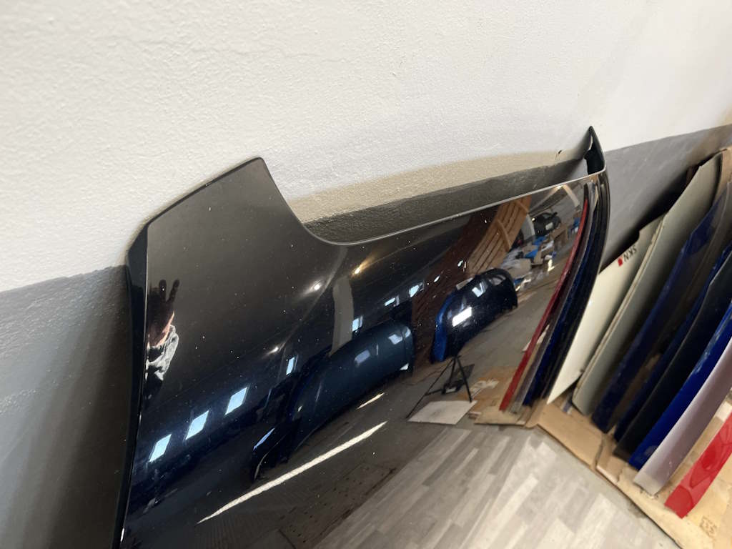 AUDI A6 - 4F - C6 - 2004-2011 - kapota - LZ9Y